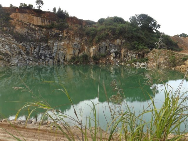 Hồ Đá Xanh Đà Lạt 